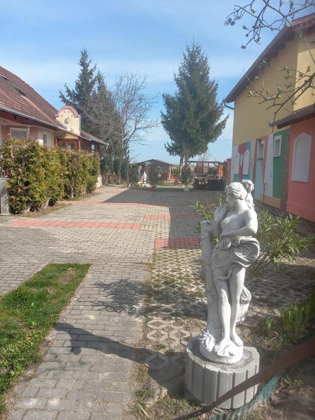 Negy Evszak Vendeghaz Apartment Lukácsháza